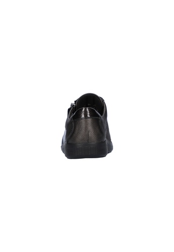 M Ira Pigalle carbon